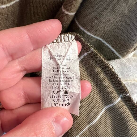 1.4.3 Story by Line Up Ruffle Tier Sleeve Top w/ Thin Stripes Women's Size Large - Picture 5 of 5